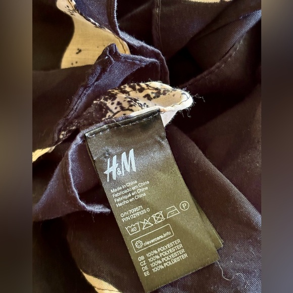 H&M moon scarf - Picture 7 of 7